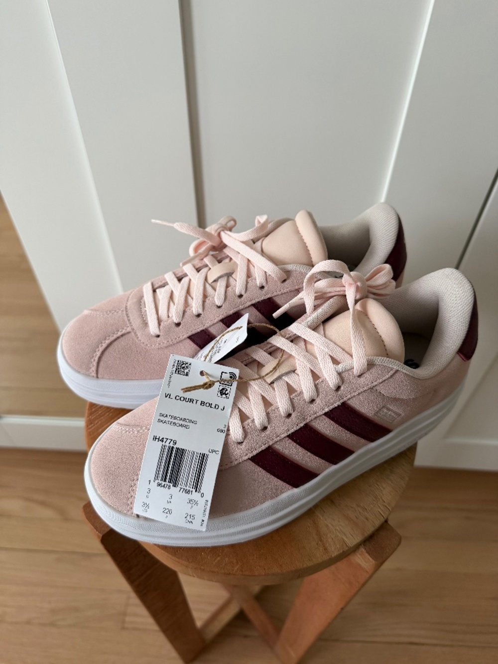 NEW Adidas Unisex-Child YOUTH Vl Court Bold Spring SUmmer Shoes Size 3.5